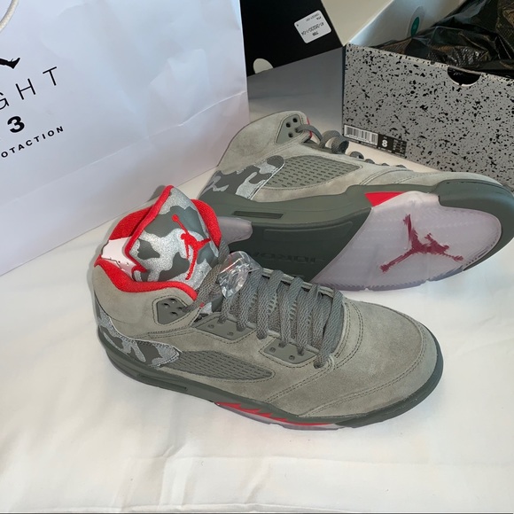 [SOLD] NWT Jordan 5 Retro P51 Camo. - Picture 4 of 6